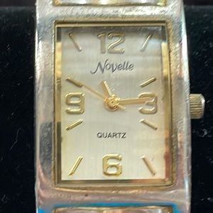 Novelle ladies watch
